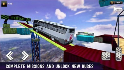 特技巴士极限驾驶游戏1
