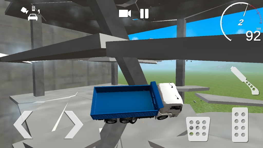 汽车与建筑物碰撞游戏2